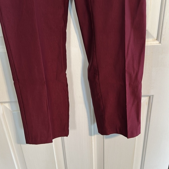 NWT Rafaella Maroon stretch pant size 8 - Picture 2 of 5